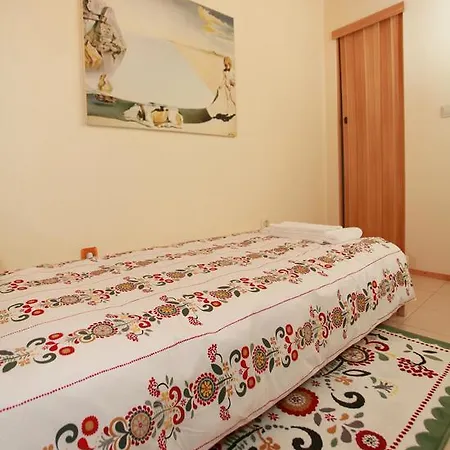 Apartman Raya Maisonette